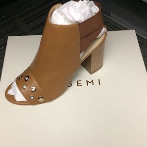 M.Gemi.  The Velocita Bootie.  Italian 39. US 8.5